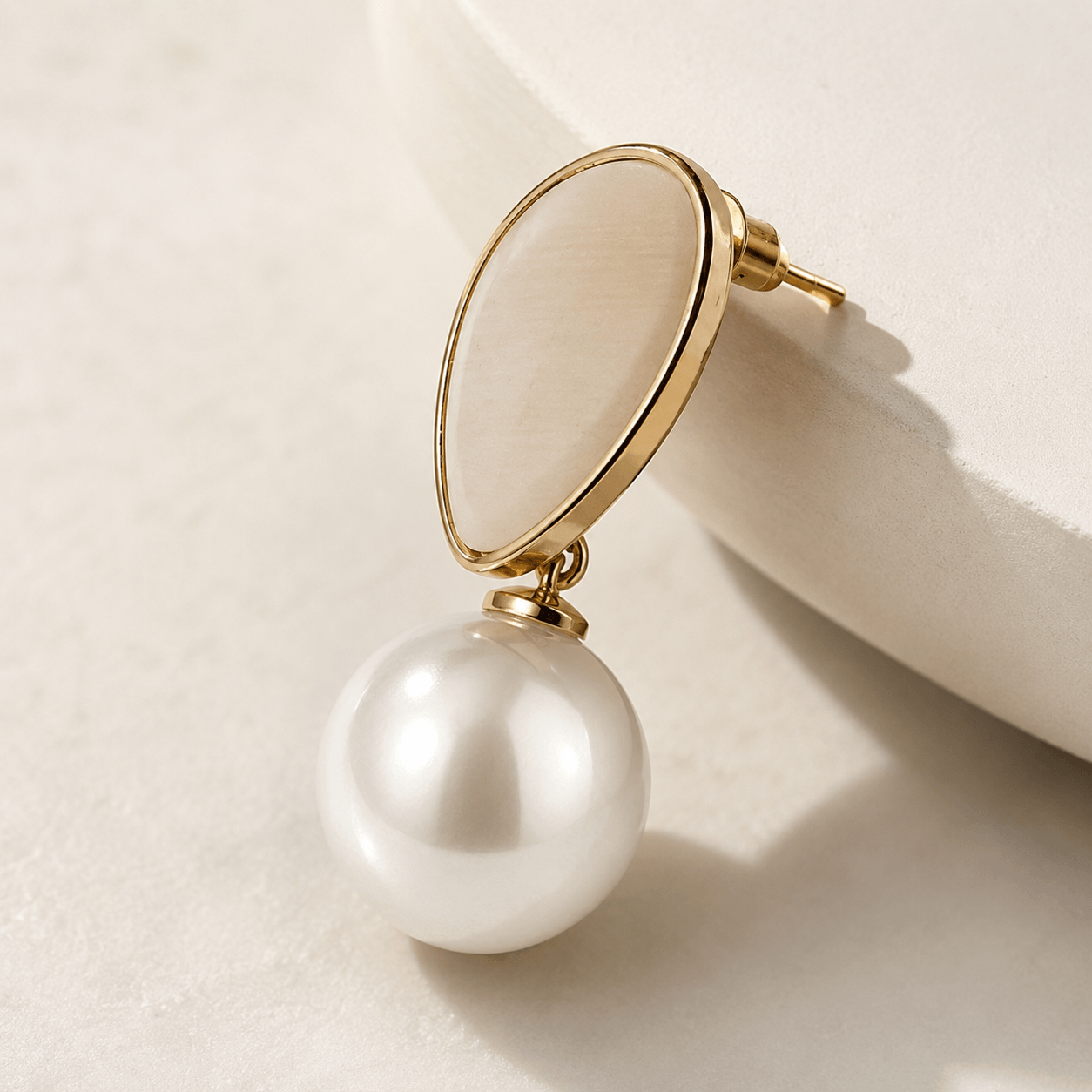 Premium fashion jewelry for women and girl - Statement earrings for women and girls – Elara PK - Stylish jewelry collection for women and girls in Pakistan - Modern and elegant women's jewelry by Elara PK - Elegant jewelry for women and girls by Elara PK