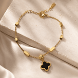 Luxe Carnelian Black 1 Motifs Clover Bracelet